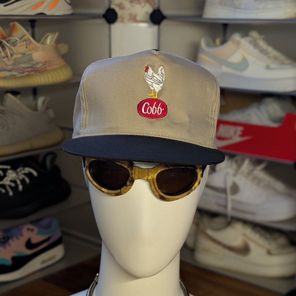Cobb Poultry Vintage Chicken Hat (Os)